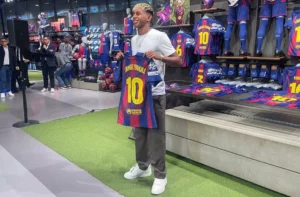 یامال تا ۲۰۳۱ در بارسلونا؛ یامال وارث مسی و مارادونا در نیوکمپ