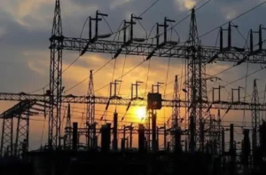 کمبود برق در افغانستان؛ واردات برق از تاجیکستان ۲۵ درصد کاهش یافت