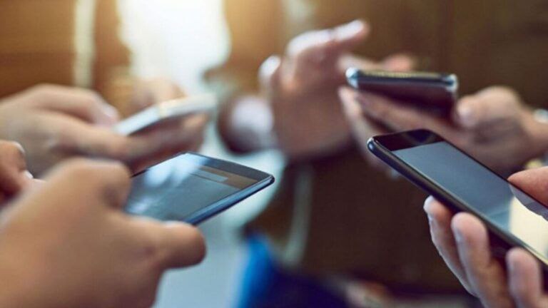 طالبانو انټرنټ هم وواژه؛ په ۲۱مې پېړۍ کې جهل‌پالنه