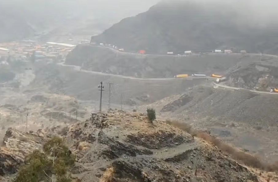 د قندهار په شورابک ولسوالۍ کې د طالبانو او پاکستاني پوځ ترمنځ نوې نښته