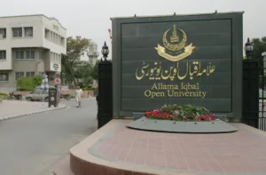 پاکستان مهلت بورسیه علامه اقبال برای دانشجویان افغانستانی را تمدید کرد