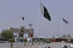 بازگشایی موقت گذرگاه اسپین‌بولدک برای بازگرداندن مهاجران افغان از پاکستان