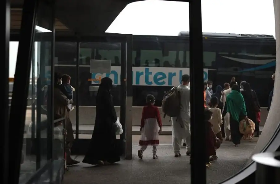 د هېواد له بېلابېلو پولو د ۸۰۰ څخه زیاتو کډوالو کورنیو بېرته راستنېدل