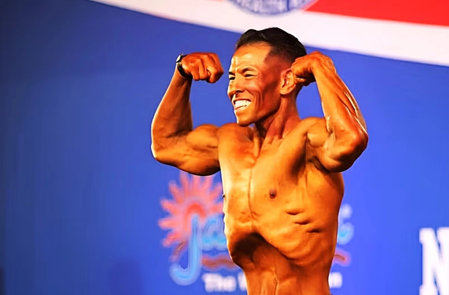 د افغانستان د بدن‌سازۍ لوبغاړي بسم‌الله مرداني په نړیوالو سیالیو کې د دوو طلایي مډالونو په ترلاسه کولو ځلیدلی دی